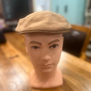 VINTAGE Harrison’s paper boy cap from Scotland. 100% lambswool